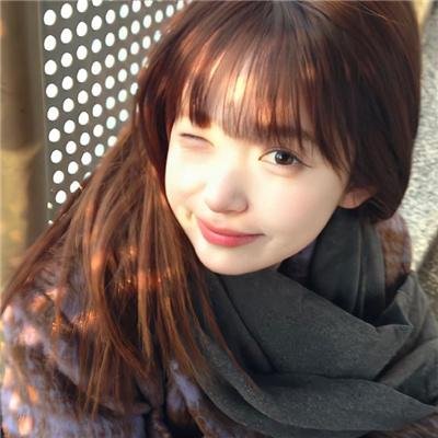 伴游女王